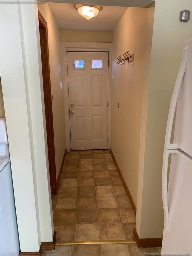 Foto del edificio - 96 Nichols Ave