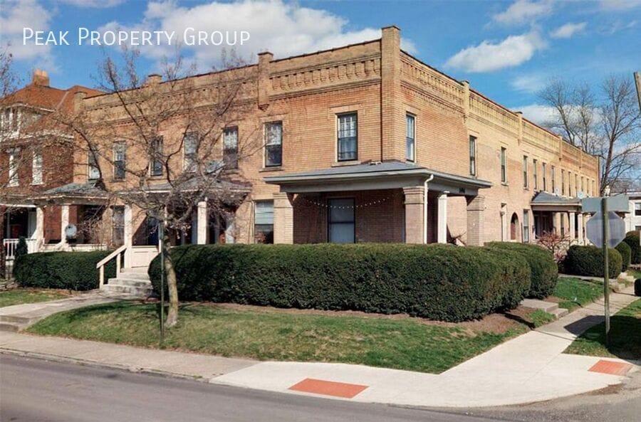 Primary Photo - 1502 Summit St