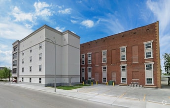 Building Photo - Market Street Apartments