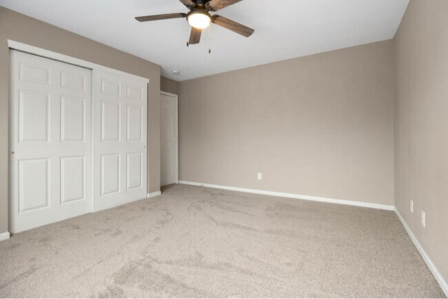 Foto del edificio - 1500 Cornerstone Ct