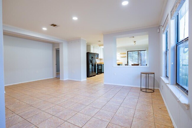 Building Photo - 7912 Eudora Ln