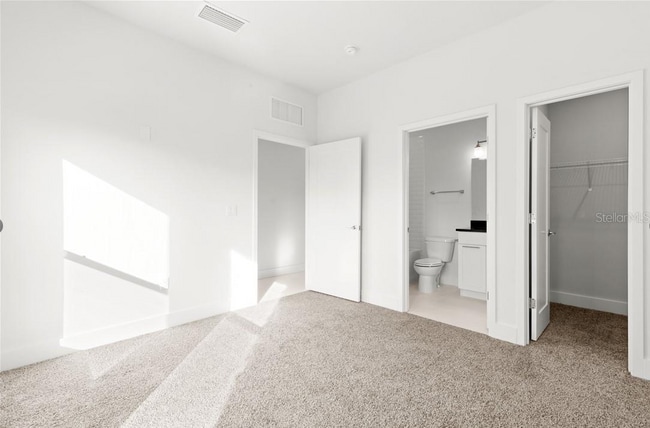 Building Photo - 4810 W McElroy Ave