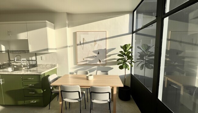 Foto del edificio - 100 Atlantic Ave