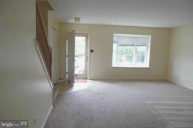 Building Photo - 3038 Tipton Way