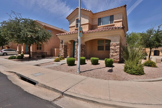 Foto del edificio - 1416 S Terrace Rd
