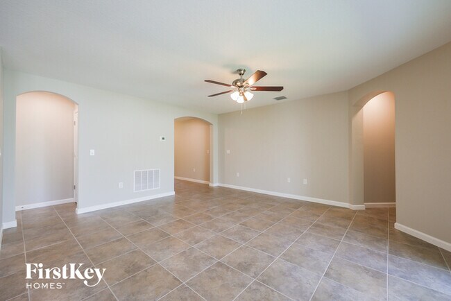 Foto del edificio - 623 Lindbergh Way