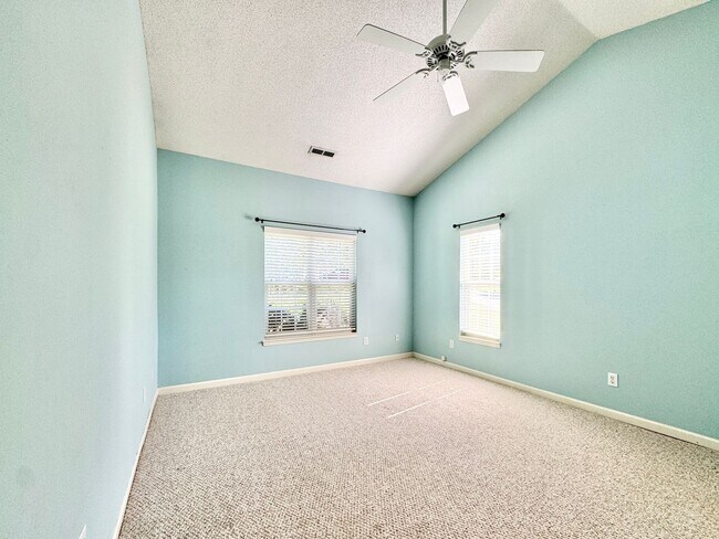 Foto del edificio - 4800 Corinthian Way