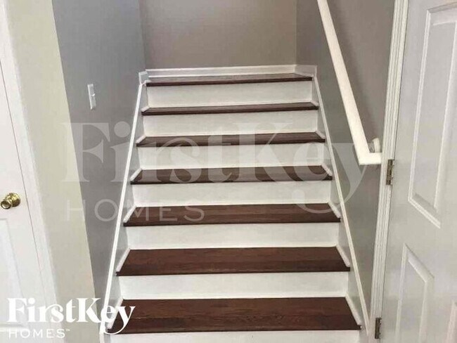 Foto del edificio - 338 Breeze Mdw