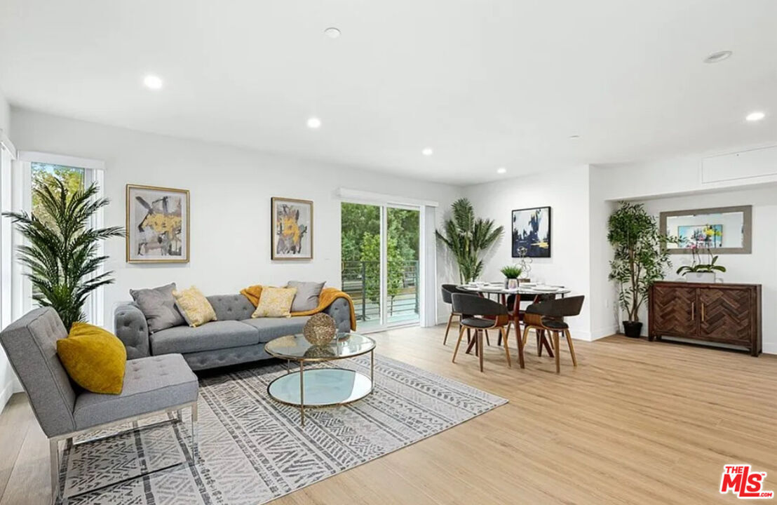 Foto principal - 5405 Hermitage Ave