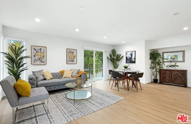 Foto del edificio - 5405 Hermitage Ave