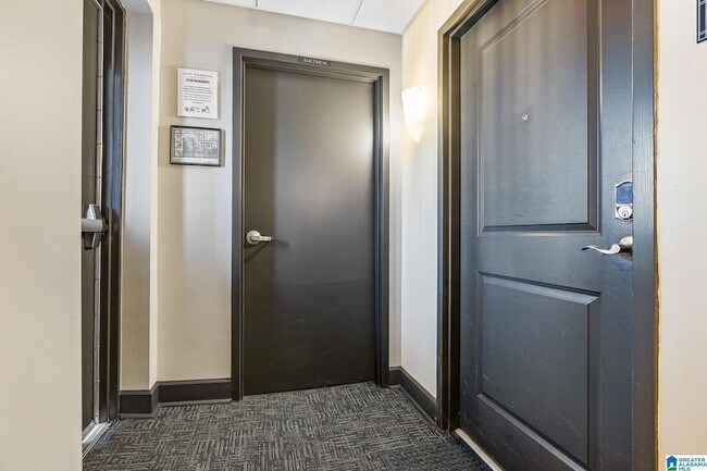 Foto del edificio - 2024 2nd Ave N