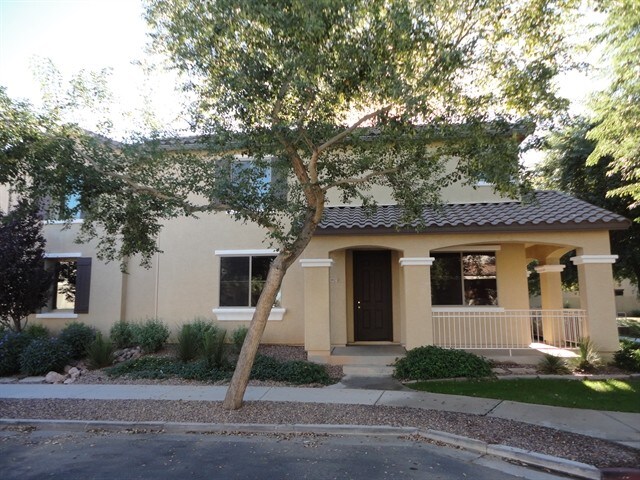 Building Photo - 3927 S Napa Ln
