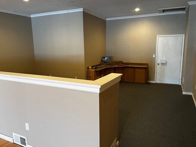 Building Photo - Claremont Block Apartments/Commercials