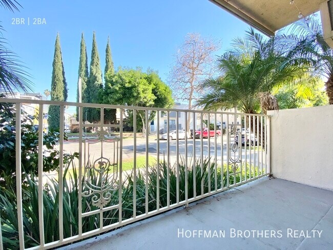 Foto del edificio - 8206 Romaine St