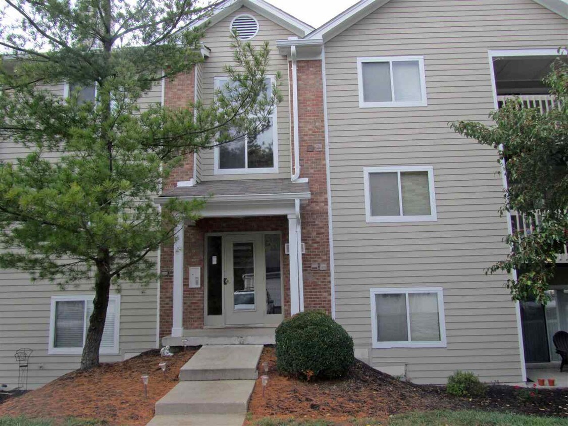 Foto principal - 320 Timber Ridge Dr