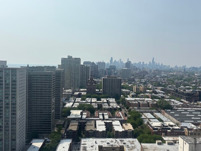 Building Photo - 3660 N Lake Shore Dr