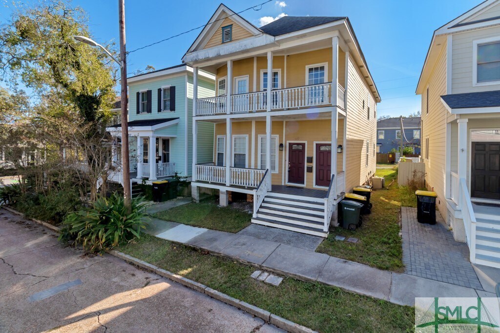 Primary Photo - 419 E 31st St