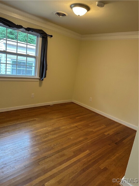 Foto del edificio - 3209 Birchbrook Rd
