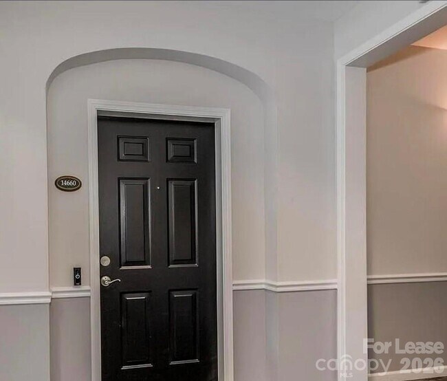 Foto del edificio - 14660 Via Sorrento Dr