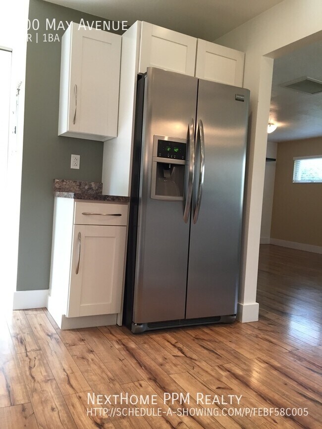 Building Photo - 2 Bedroom, 1 Bath Single Family Home