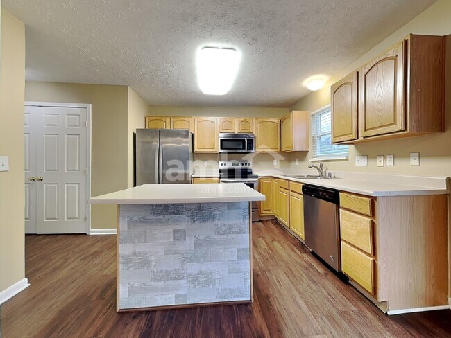 Foto del edificio - 7628 Falls Creek Way