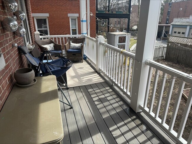 Foto del edificio - 29 Waverly St