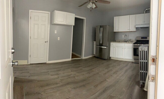 Foto del edificio - 1836 W 21st St