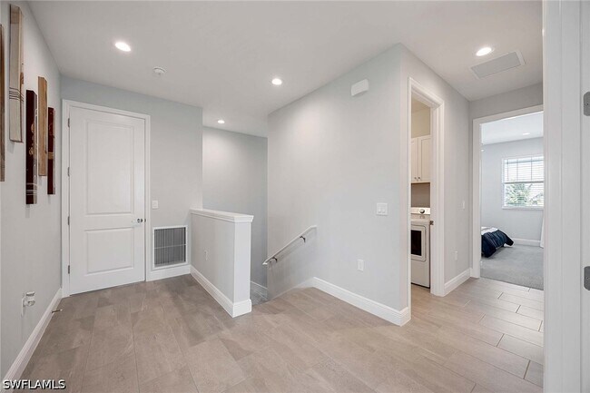 Building Photo - 2603 Seychelles Cir