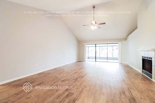 Foto del edificio - 6212 Eaglebrook Ave