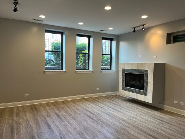 Foto del edificio - 1231 E 46th St