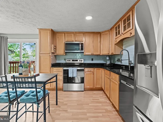 Building Photo - 3079 Dorsey Ct