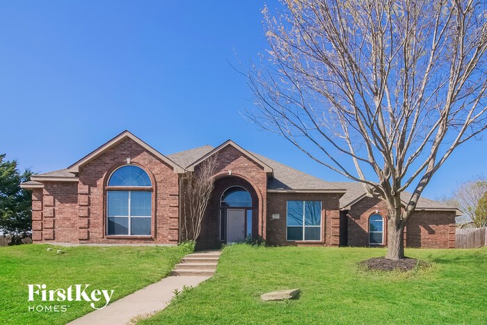 Primary Photo - 1731 Vista Ridge Dr W