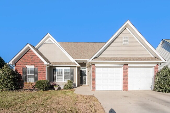 Foto del edificio - 3201 Creek Trail Rd