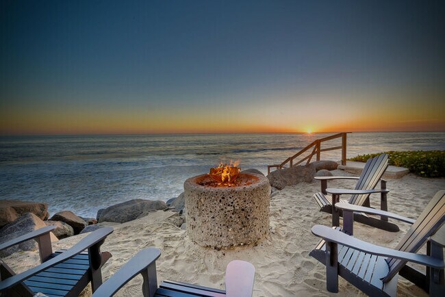 Building Photo - 1409 S Pacific St