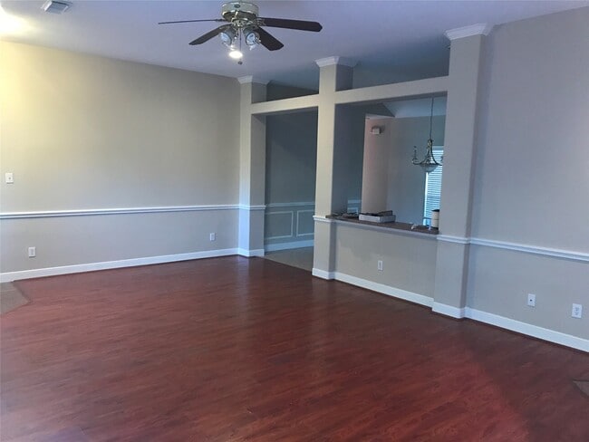 Foto del edificio - 3610 Chandler Ln