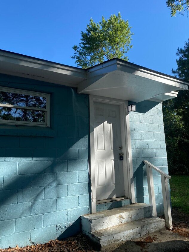 Primary Photo - 2212 Emily Street Unit B ~ Ramsey
