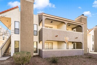 Building Photo - 511 Bass Dr