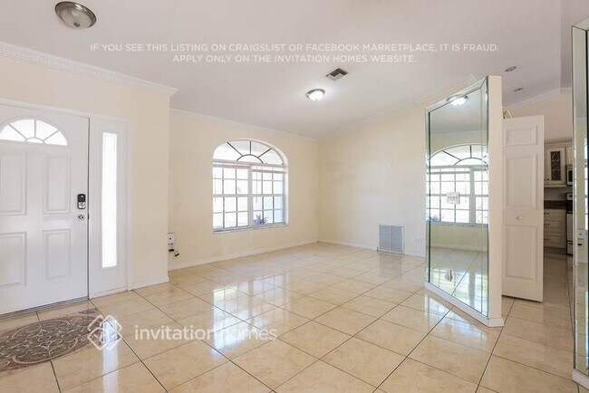 Foto del edificio - 13780 78th Pl N