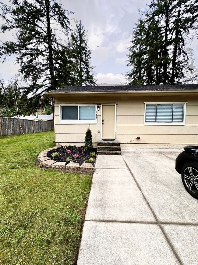 Building Photo - 9823 N Gate Rd SW