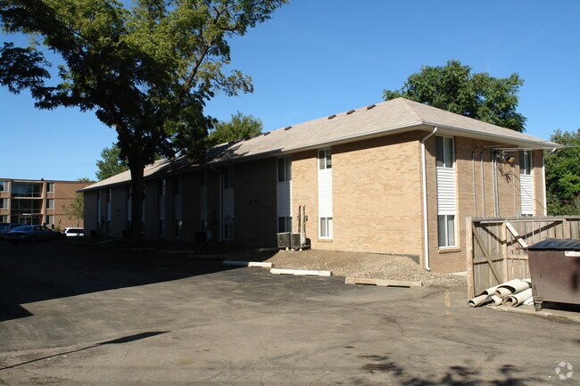 Building Photo - 1827 J St