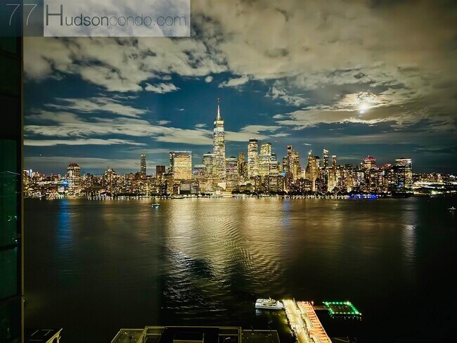 Foto del edificio - 77 Hudson St