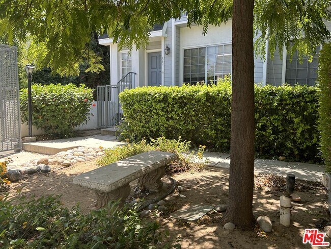 Building Photo - 7430 Corbin Ave