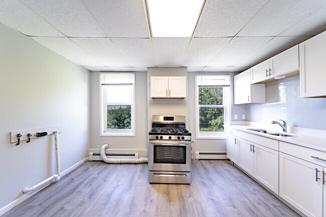 Foto del edificio - 8 Stow Ave