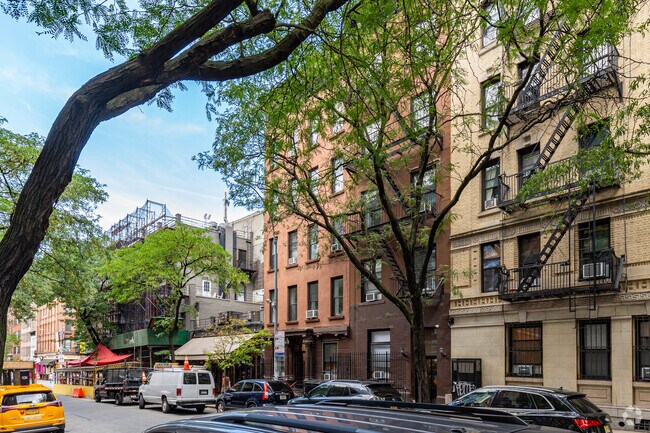 Building Photo - 363 W 51st St