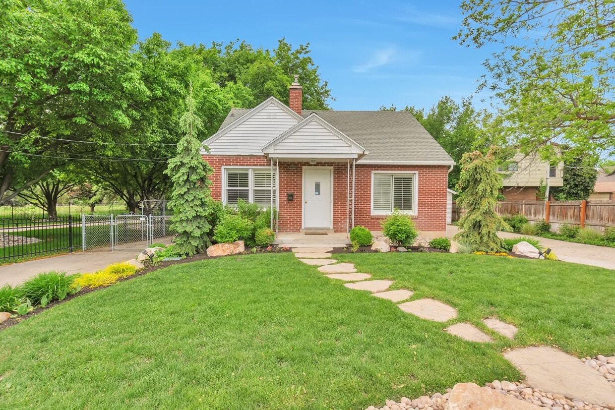 4858 Viewmont St, Holladay, UT 84117 House Rental in Holladay, UT