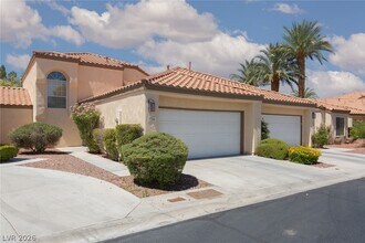 Building Photo - 7281 Vista Bonita Dr