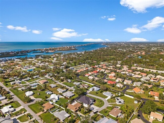 Foto del edificio - 507 Acacia Ln