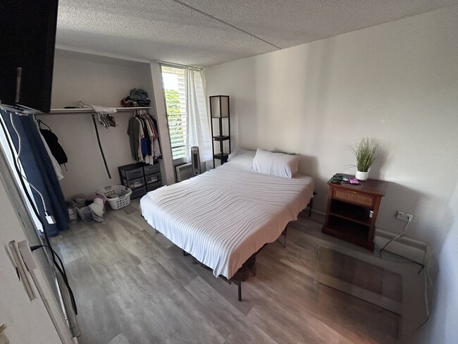 Building Photo - 2029 Nuuanu Ave