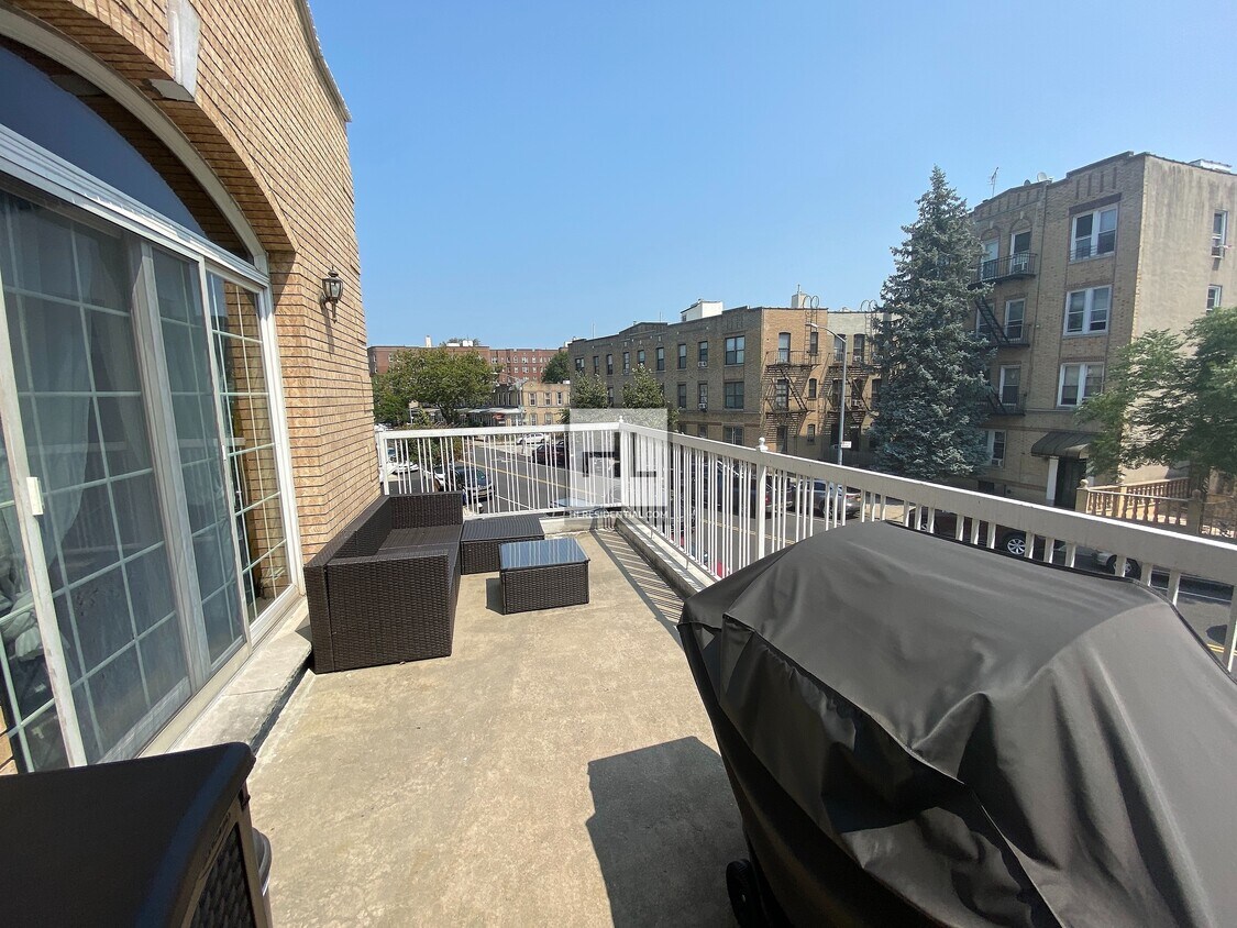 Primary Photo - 8022 6th AVENUE 2F