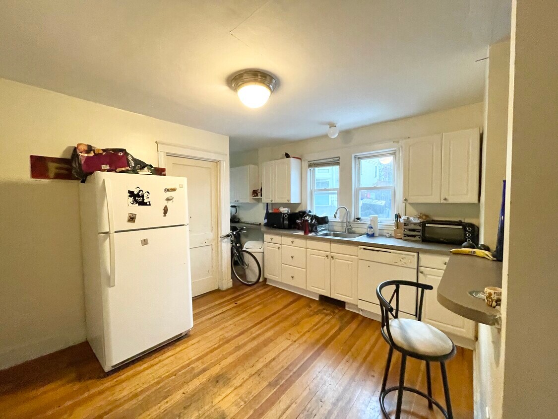 149 Calumet St Unit 1, Boston, MA 02120 Apartments in Boston, MA